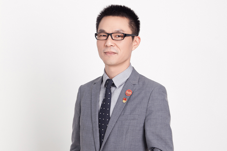 陈震--常务副会长、浙江洪扬汽车零部件有限公司总经理